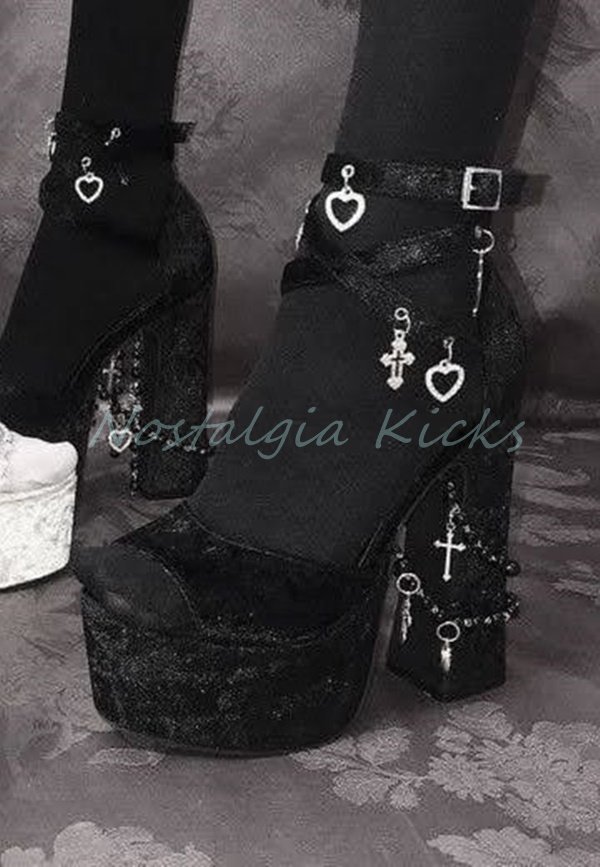 Sandali con tacco alto con pla - Sandal Strappy Heeled recensione e prezzo