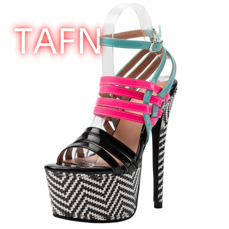 Sandali con tacco a spillo e p - Sandal Strappy Heeled recensione e prezzo